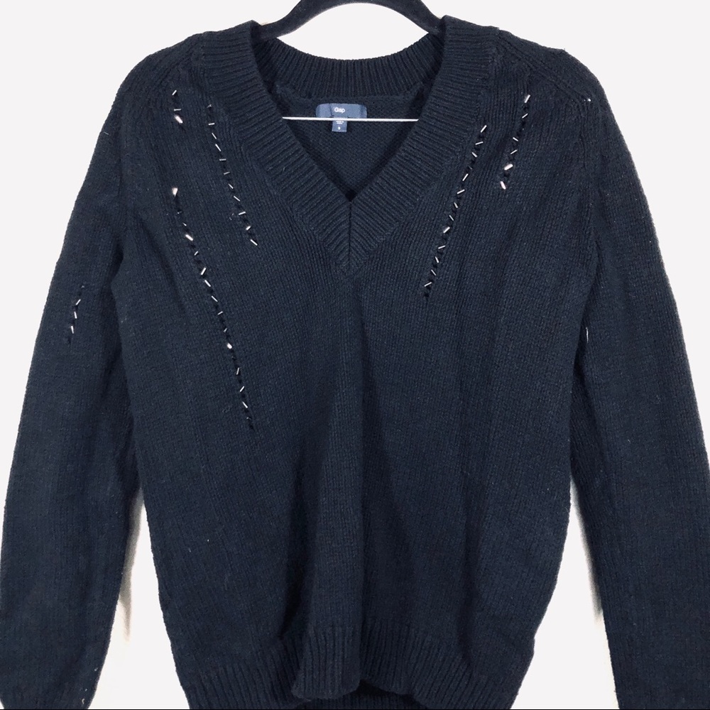 GAP Black Chunky Knit V-Neck Sweater Small